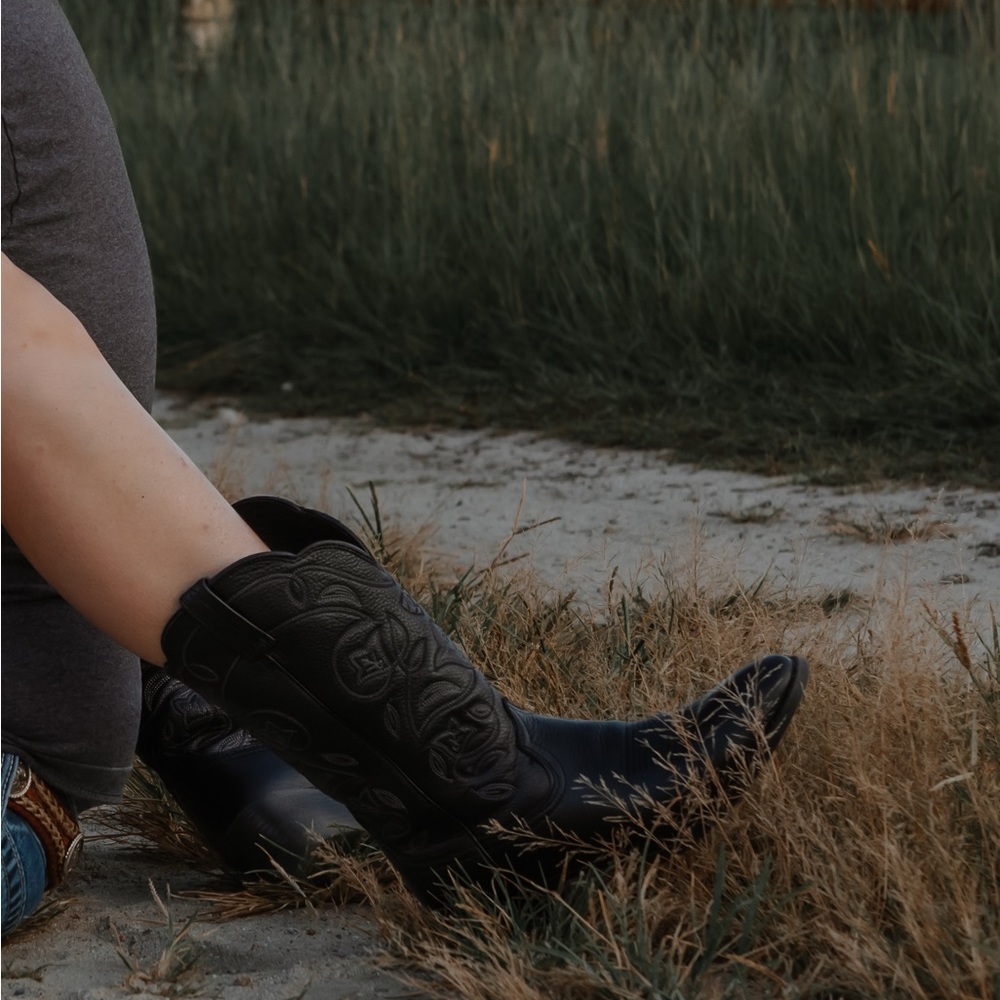 Ariat Women’s 8.5 Heritage Boot Black